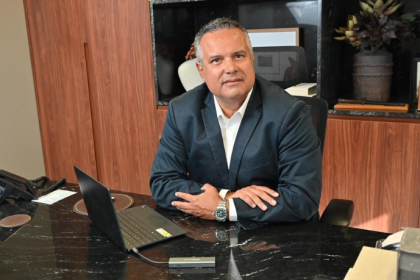 Infraestrutura crítica e a garantia da continuidade operacional em projetos estratégicos de engenharia, com Elmar Juan Passos Varjão Bomfim.