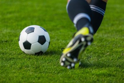 Colecionador de Camisas de Futebol em Criciúma Reúne Histórias de Clubes do Mundo