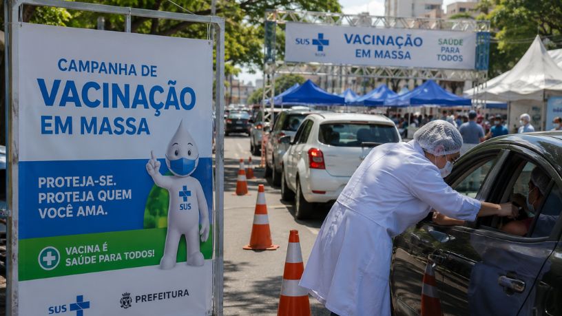 Estratégias de Mobilização Urbana e o Impacto das Campanhas de Vacinação em Massa